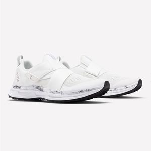 Tiem 7.5 (indoor cycling shoes)